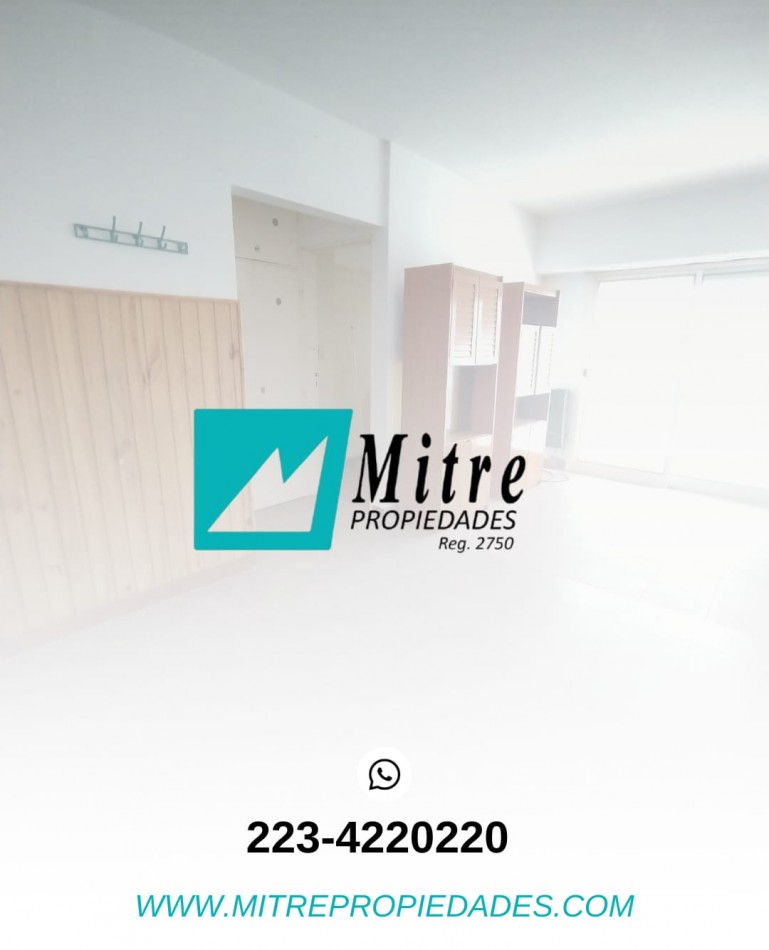 AMBIENTE AMPLIO DIVISIBLE CON COCINA SEPARADA Y BALCON