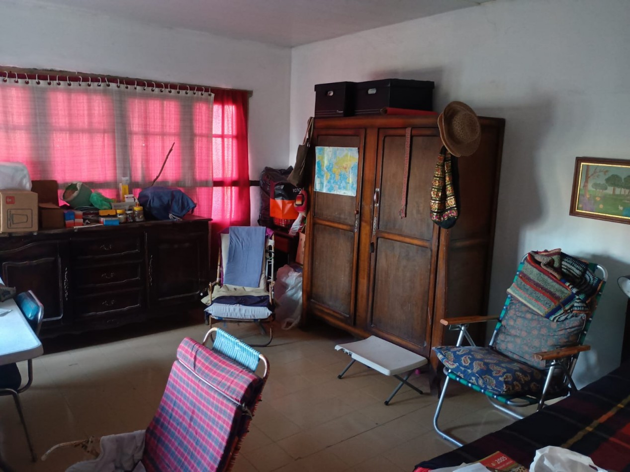 CASA Y DEPARTAMENTO PARA DOS FAMILIAS - Zona R.S.Peña y M.Bravo