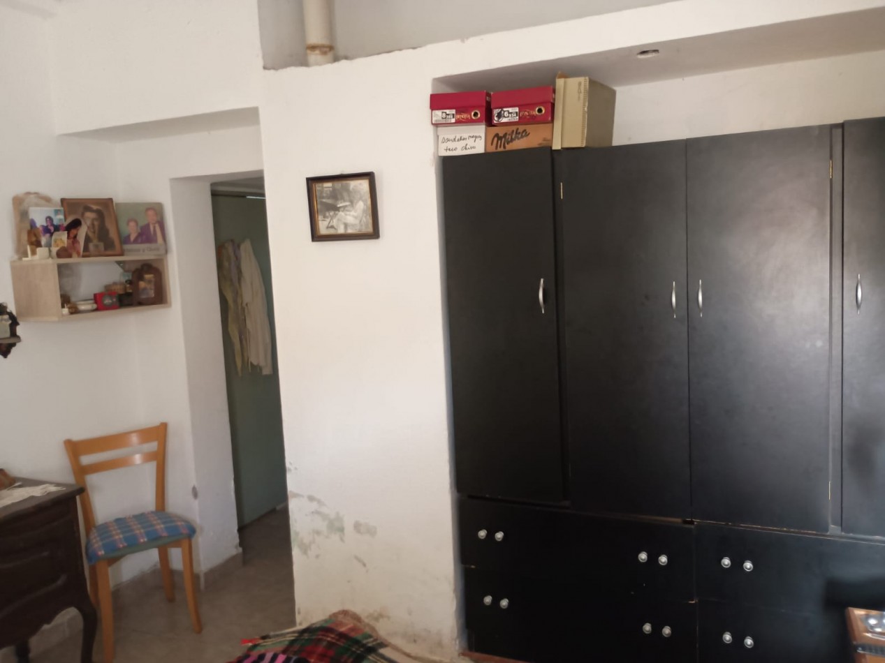 CASA Y DEPARTAMENTO PARA DOS FAMILIAS - Zona R.S.Peña y M.Bravo