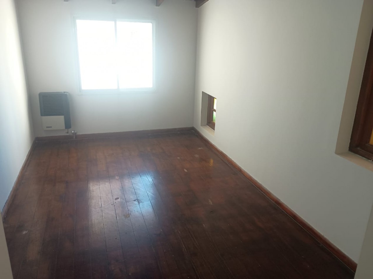 CHALET EN ZONA POMPEYA