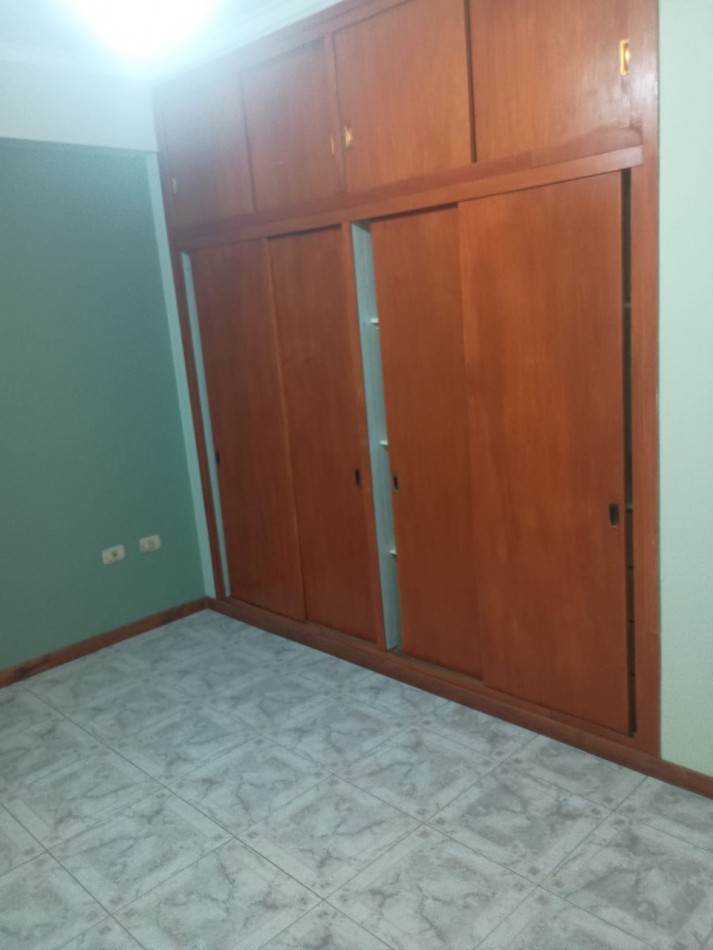 CHALET EN ZONA POMPEYA