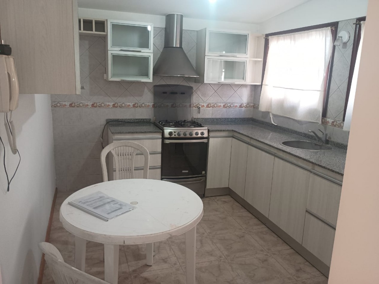 CHALET EN ZONA POMPEYA