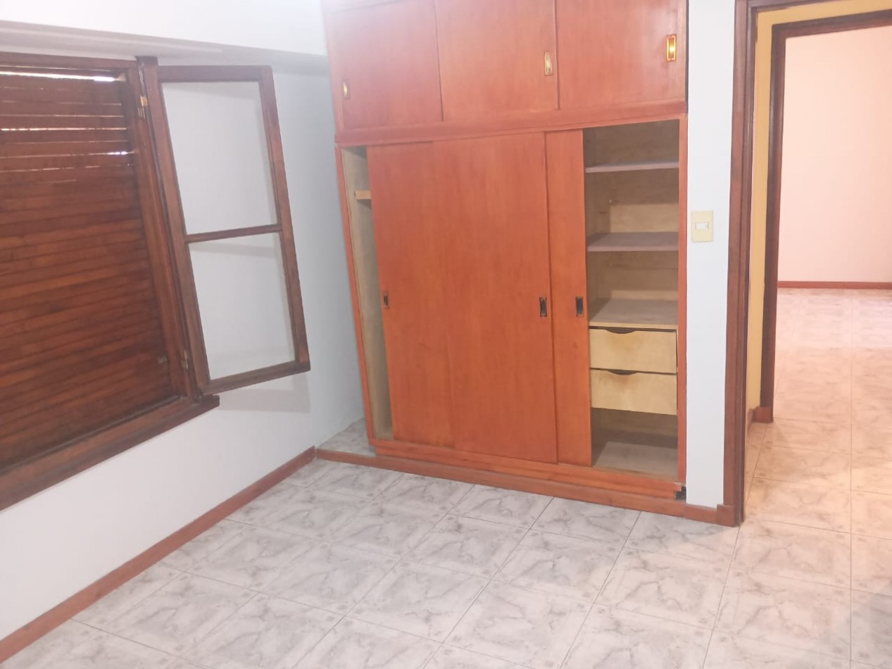 CHALET EN ZONA POMPEYA