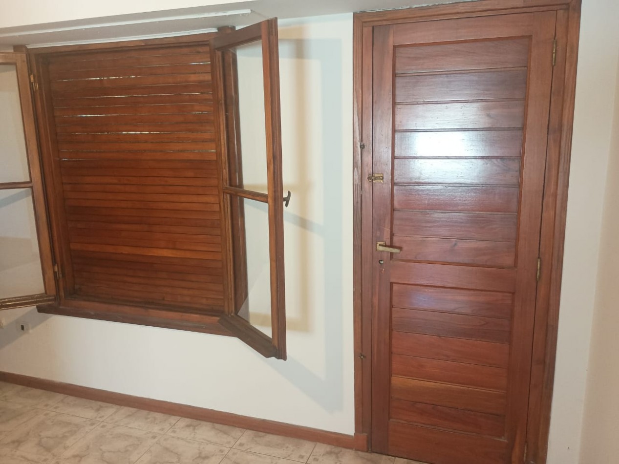 CHALET EN ZONA POMPEYA