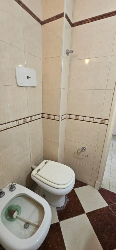 DEPARTAMENTO 2 AMBIENTES EN VENTA CENTRO, A METROS DE PLAZA MITRE