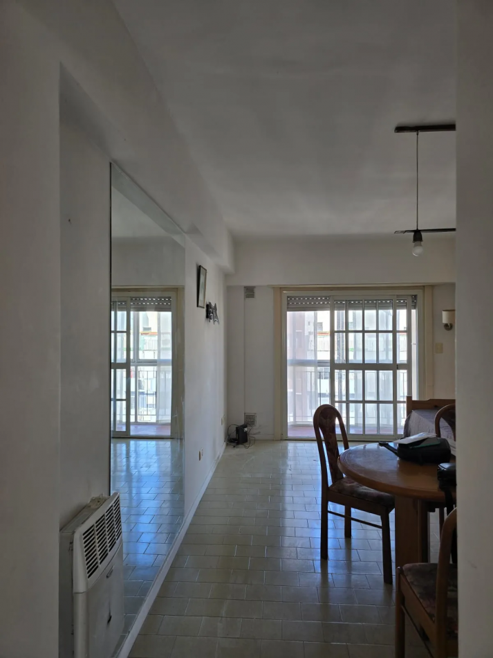 DEPARTAMENTO 2 AMBIENTES EN VENTA CENTRO, A METROS DE PLAZA MITRE
