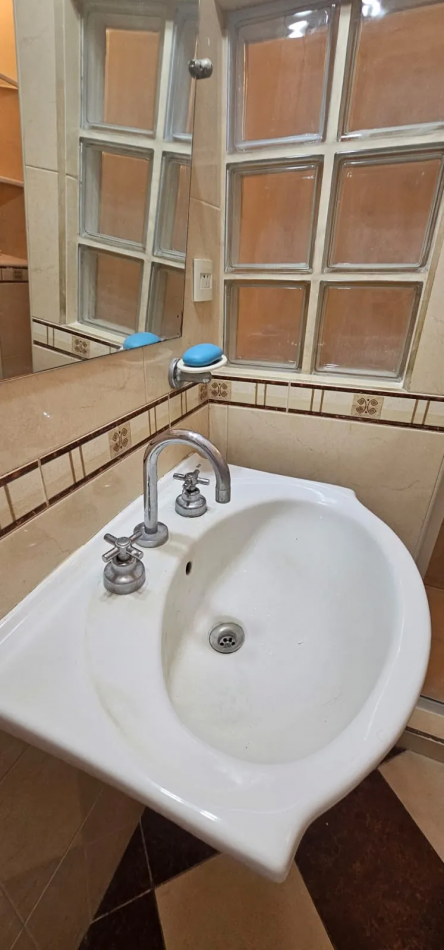 DEPARTAMENTO 2 AMBIENTES EN VENTA CENTRO, A METROS DE PLAZA MITRE