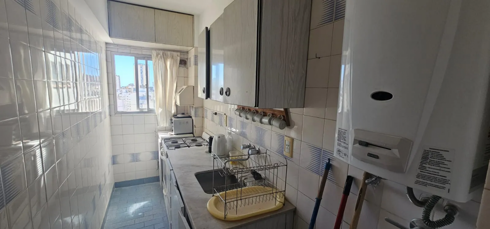 DEPARTAMENTO 2 AMBIENTES EN VENTA CENTRO, A METROS DE PLAZA MITRE