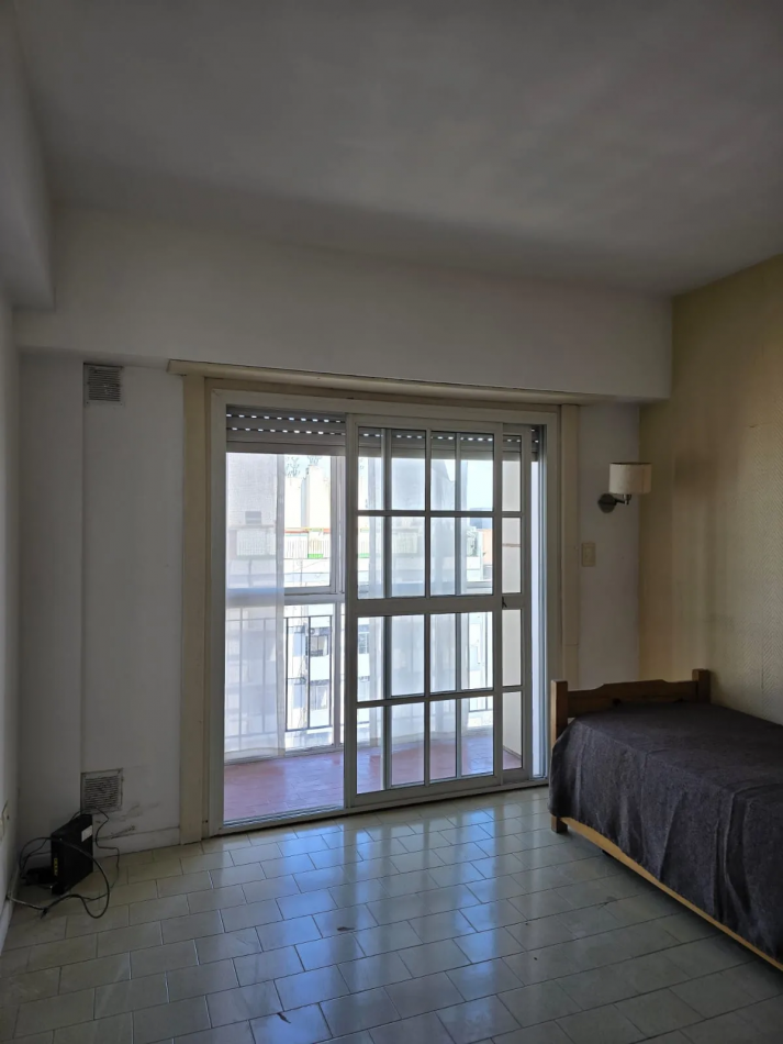 DEPARTAMENTO 2 AMBIENTES EN VENTA CENTRO, A METROS DE PLAZA MITRE