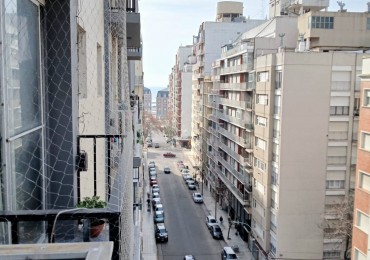 2 AMBIENTES CON BALCON A LA CALLE ZONA TRIBUNALES